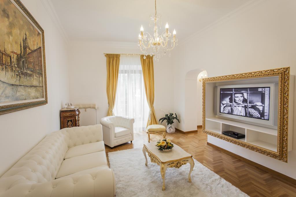 Suite Sarandrea Rome Room photo